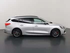 Ford Focus (2021) thumbnail 6