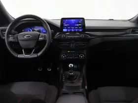 Ford Focus (2021) thumbnail 8