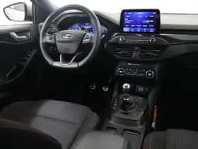 Ford Focus (2021) thumbnail 9