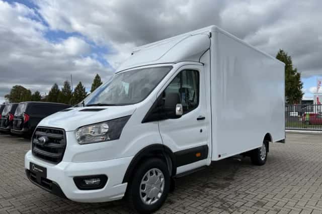 Ford Transit (2024) thumbnail 3