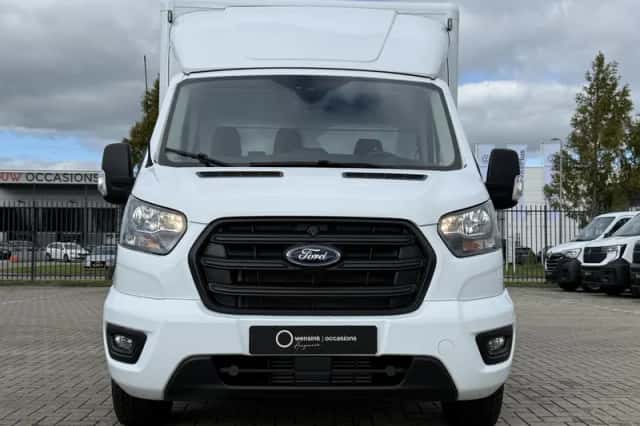 Ford Transit (2024) thumbnail 4