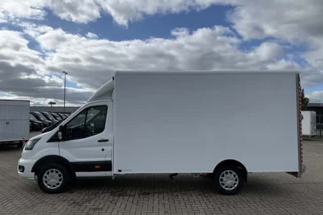 Ford Transit (2024) thumbnail 6