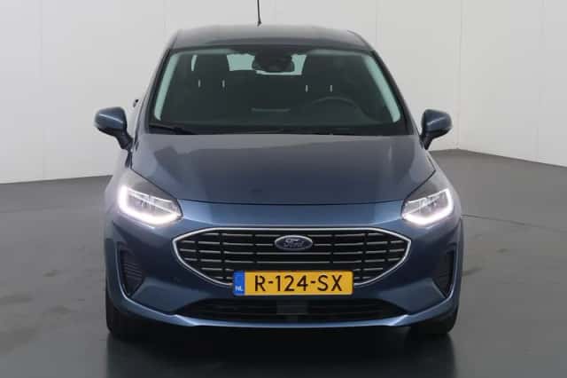 Ford Fiesta (2022) thumbnail 3
