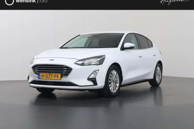 Ford Focus (2020) thumbnail 1
