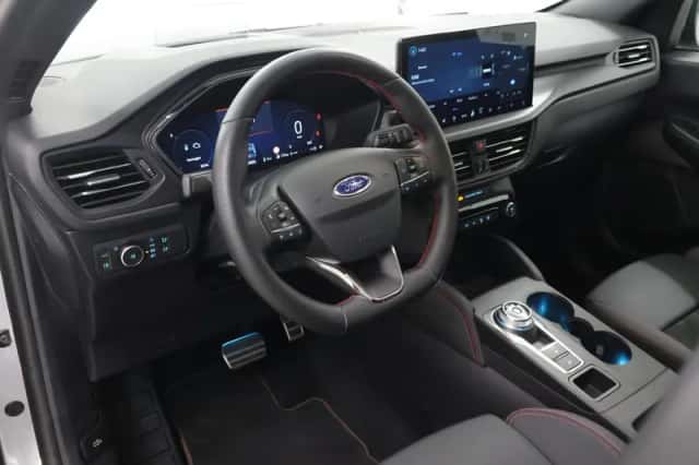 Ford Kuga (2025) thumbnail 7