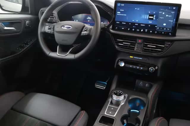 Ford Kuga (2025) thumbnail 9