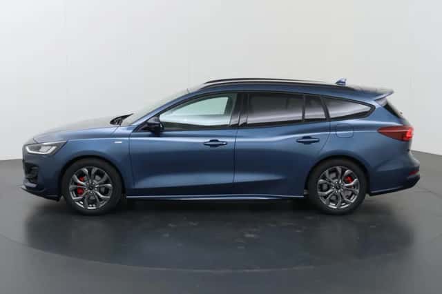 Ford Focus (2025) thumbnail 2