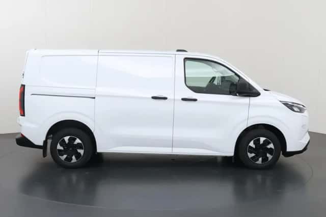 Ford E-Transit Custom (2025) thumbnail 6