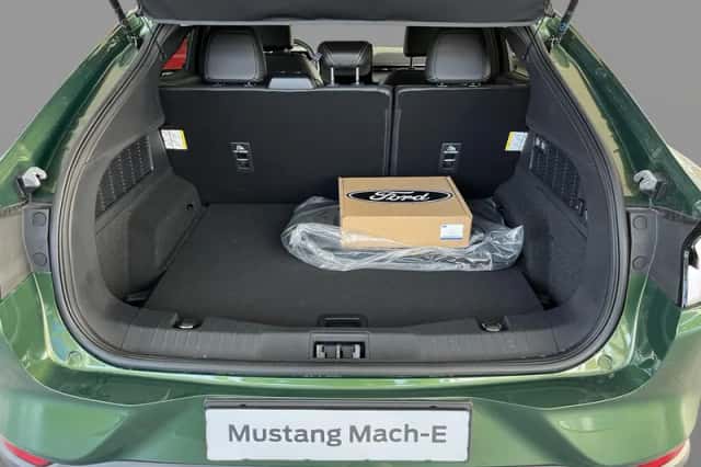 Ford Mustang (2026) thumbnail 6