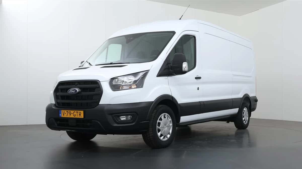 Ford Transit (2024) — foto 1