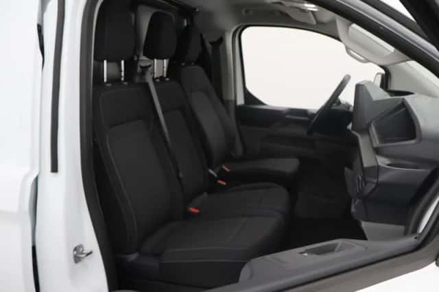 Ford Transit Custom (2025) thumbnail 10