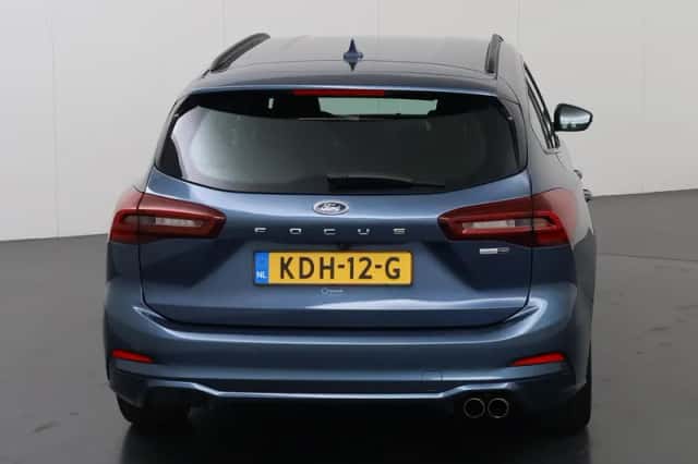 Ford Focus (2023) thumbnail 4