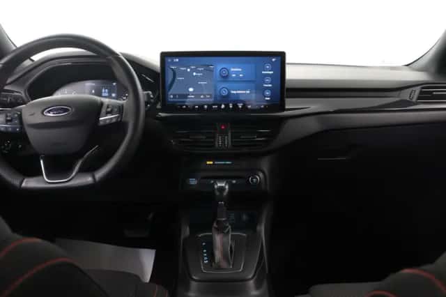 Ford Focus (2023) thumbnail 8