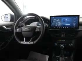 Ford Focus (2023) thumbnail 9
