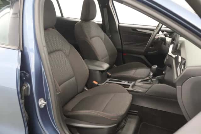 Ford Focus (2023) thumbnail 10