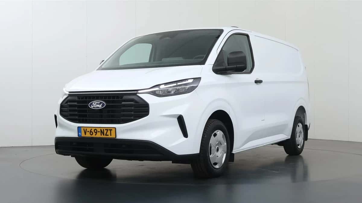 Ford Transit Custom (2024) — foto 1