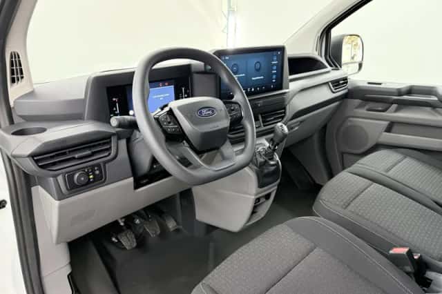 Ford Transit Custom (2024) thumbnail 7