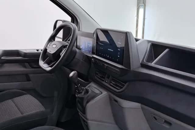 Ford Transit Custom (2024) thumbnail 9