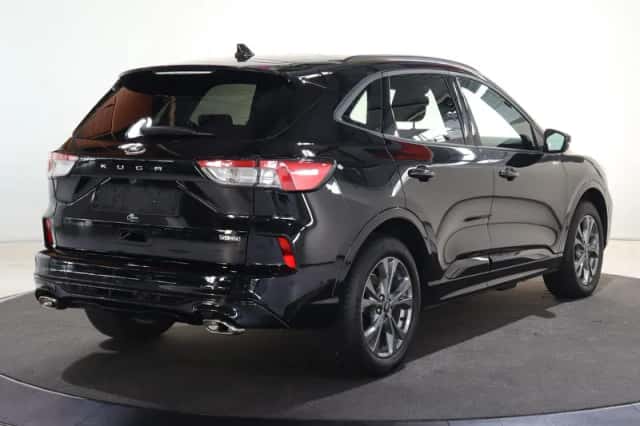 Ford Kuga (2024) thumbnail 2