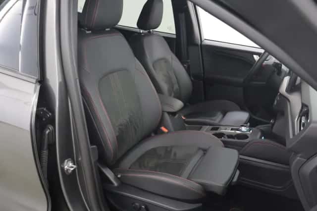 Ford Kuga (2025) thumbnail 10
