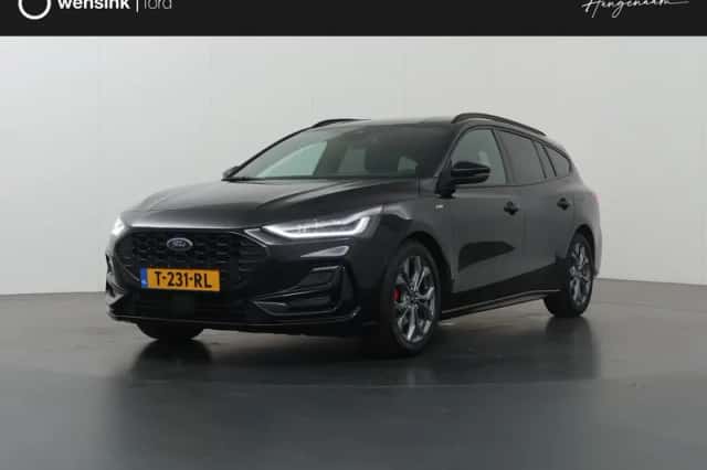 Ford Focus (2023) thumbnail 1