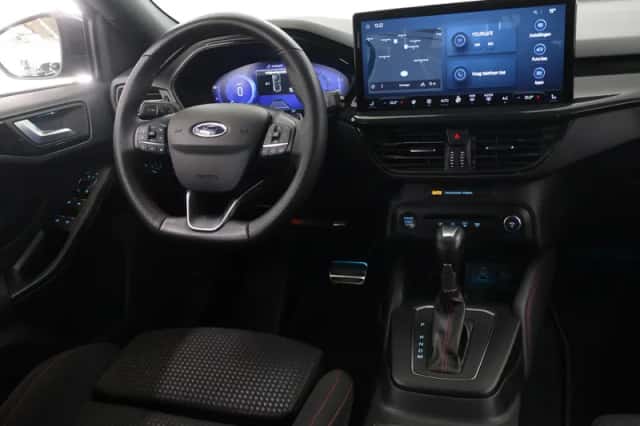 Ford Focus (2023) thumbnail 10