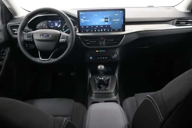 Ford Focus (2025) thumbnail 3