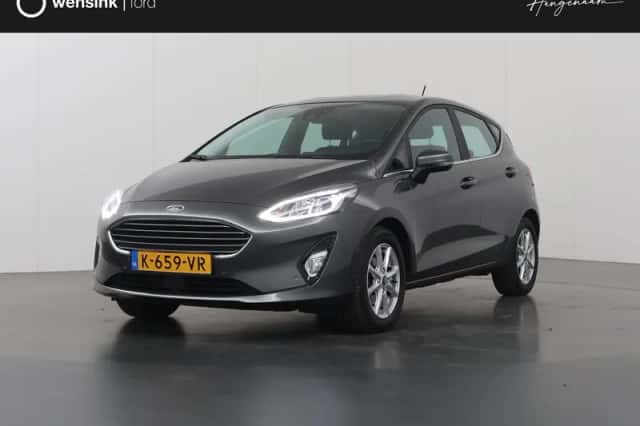 Ford Fiesta (2021) thumbnail 1