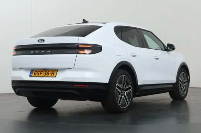 Ford Capri (2024) thumbnail 2