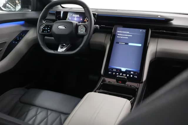 Ford Capri (2024) thumbnail 9