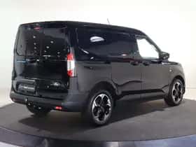 Ford E-Transit Courier (2026) thumbnail 2