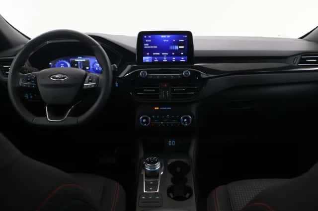 Ford Kuga (2022) thumbnail 8