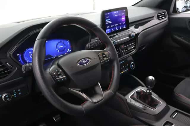 Ford Kuga (2021) thumbnail 7