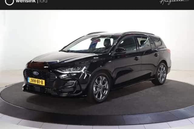 Ford Focus (2023) thumbnail 1