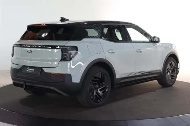 Ford Explorer (2026) thumbnail 2