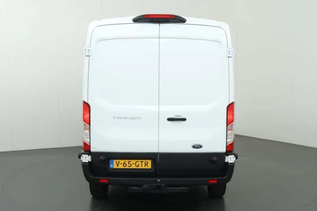 Ford Transit (2024) thumbnail 4