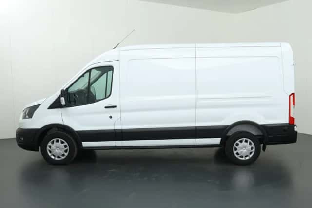 Ford Transit (2024) thumbnail 5
