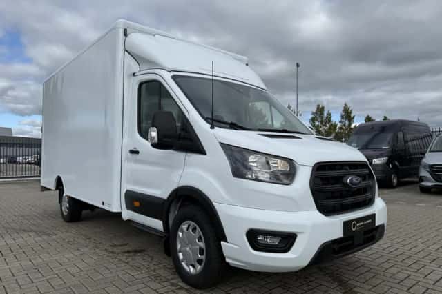 Ford Transit (2024) thumbnail 5