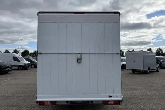 Ford Transit (2024) thumbnail 8
