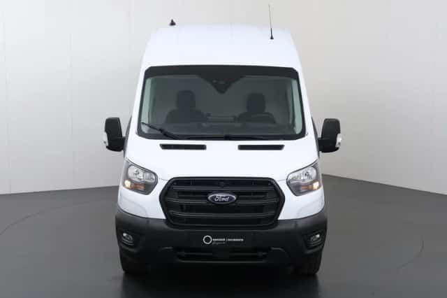 Ford Transit (2024) thumbnail 3