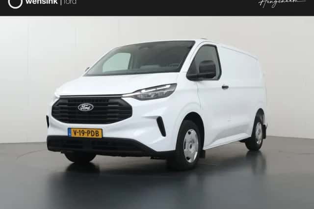 Ford Transit Custom (2024) thumbnail 1