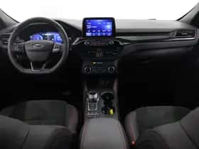 Ford Kuga (2023) thumbnail 8