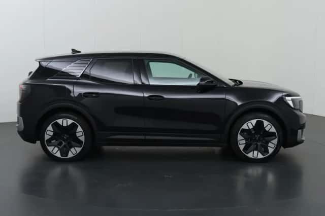Ford Explorer (2025) thumbnail 6