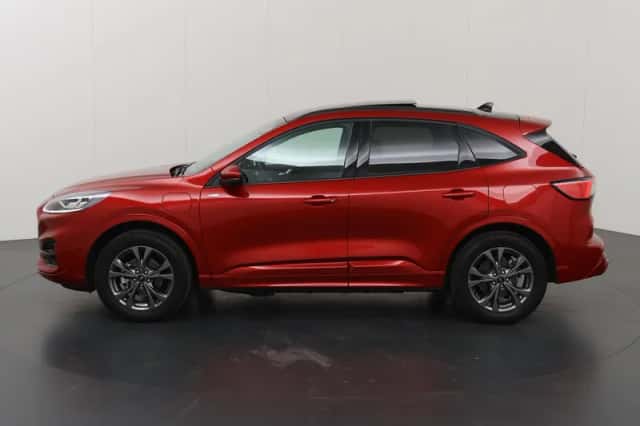 Ford Kuga (2023) thumbnail 5