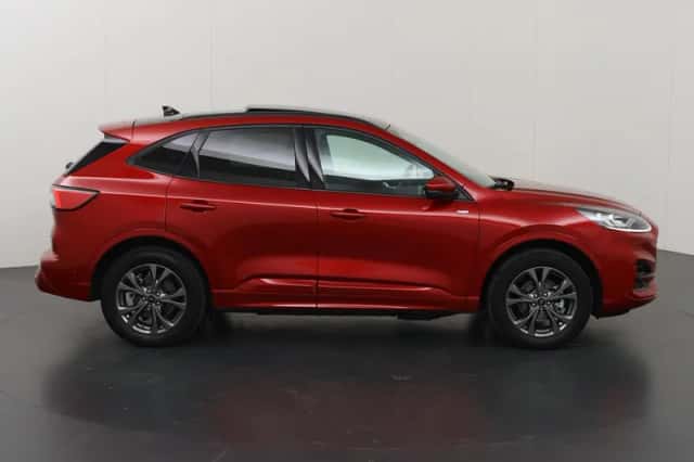 Ford Kuga (2023) thumbnail 6