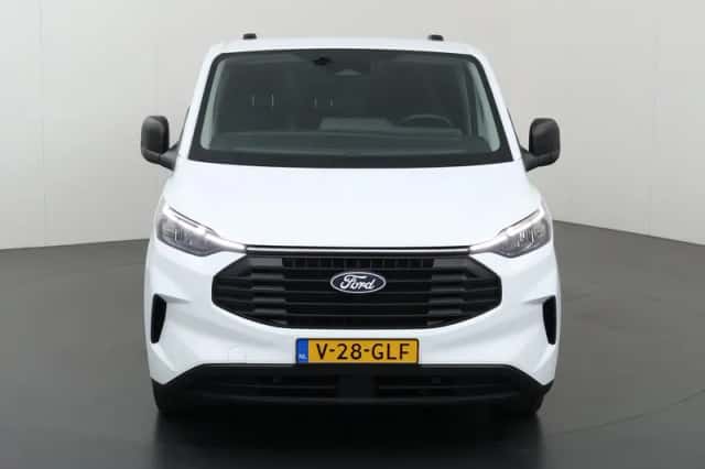 Ford Transit Custom (2024) thumbnail 3
