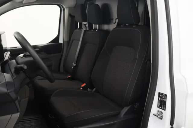 Ford Transit Custom (2024) thumbnail 8