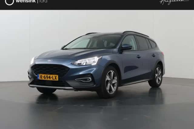 Ford Focus (2019) thumbnail 1