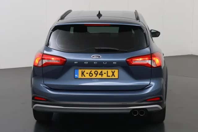 Ford Focus (2019) thumbnail 4