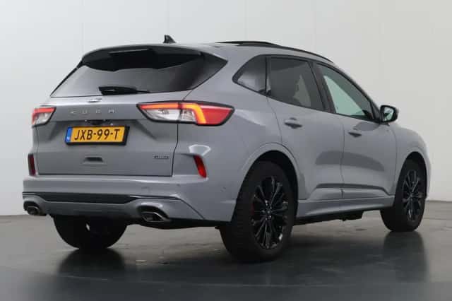 Ford Kuga (2024) thumbnail 2